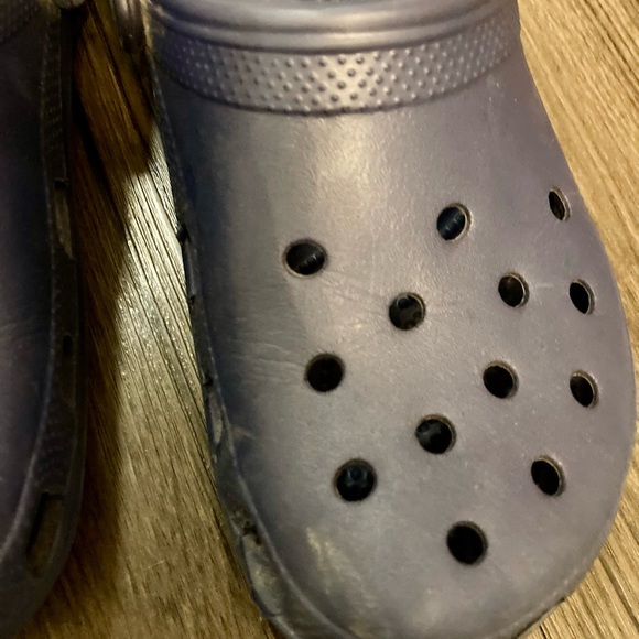 Blue Crocs ladies size 8 mens size 6 - Picture 3 of 7